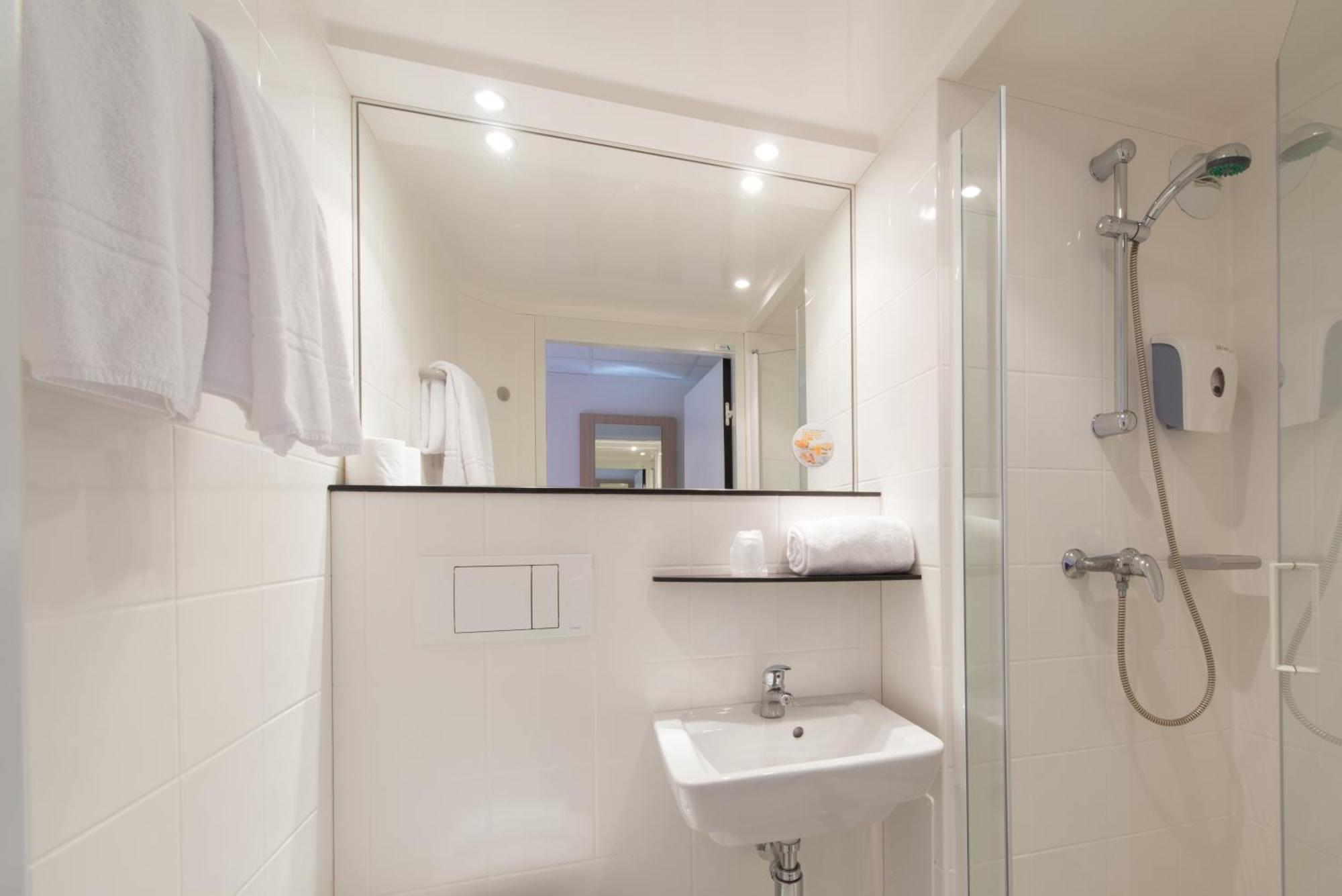 Hotel Eco La Rochelle Centre Les Minimes Εξωτερικό φωτογραφία